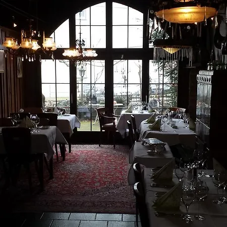 Fogadó Alte Schreinerei-auberge Harlekin Randegg