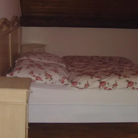 Inn Alte Schreinerei-auberge Harlekin