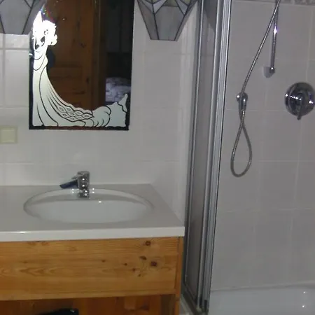 Alte Schreinerei-auberge Harlekin Inn