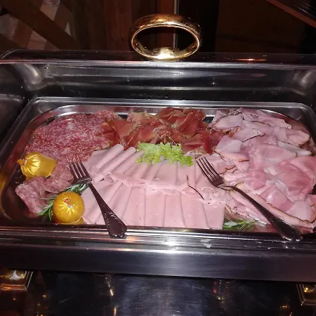 Alte Schreinerei-auberge Harlekin 2* Randegg